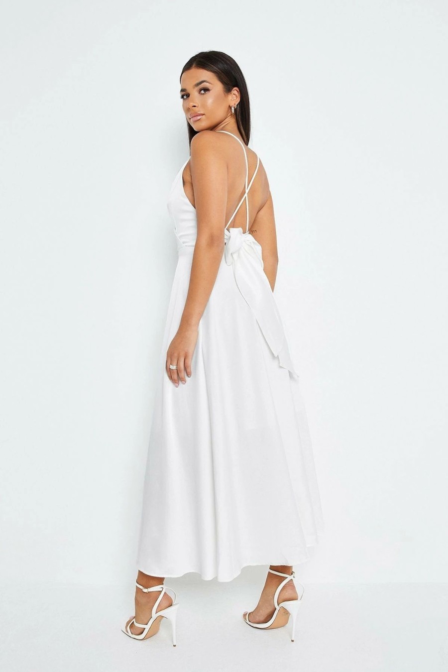 New * Solado Plunging Neck Cross Backless Solid Maxi Dress White