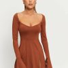 New * Solado Plunging Neck Split Hem Long Sleeve Mini Dress Indianred