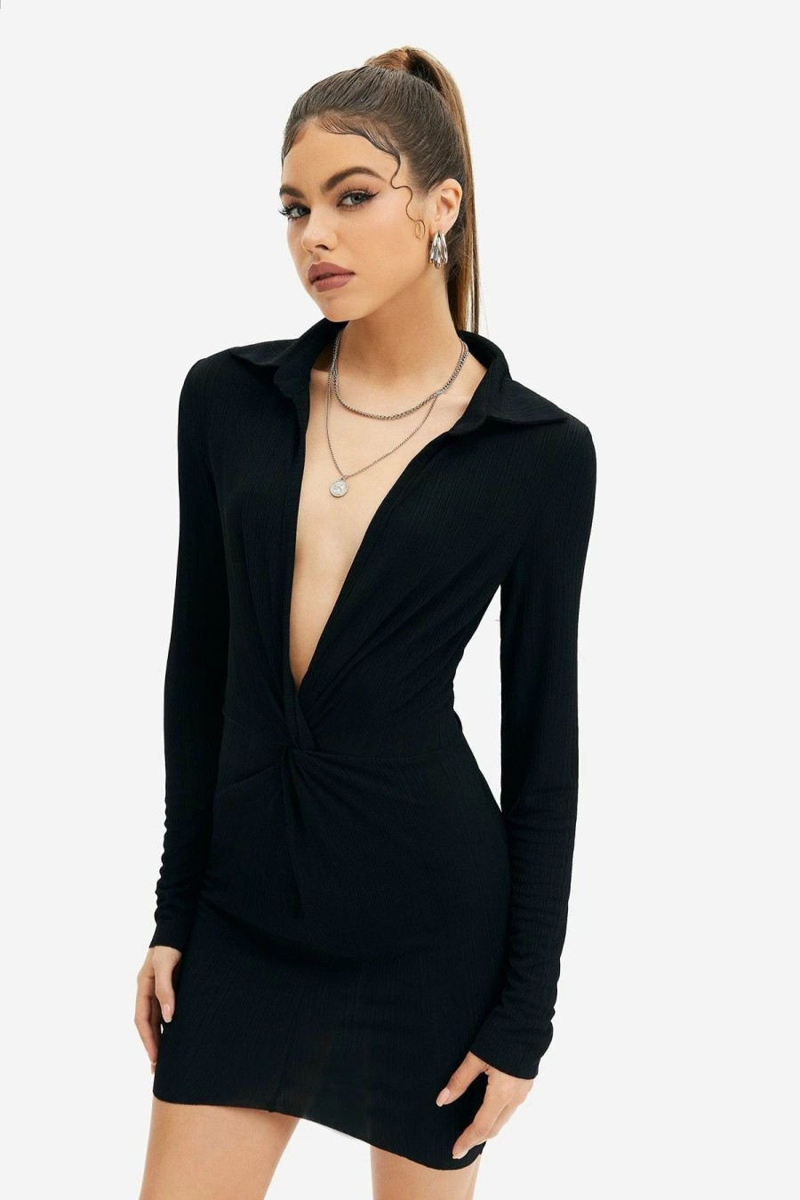 Online * Solado Plunging Neck Long Sleeve Bodycon Mini Dress Black