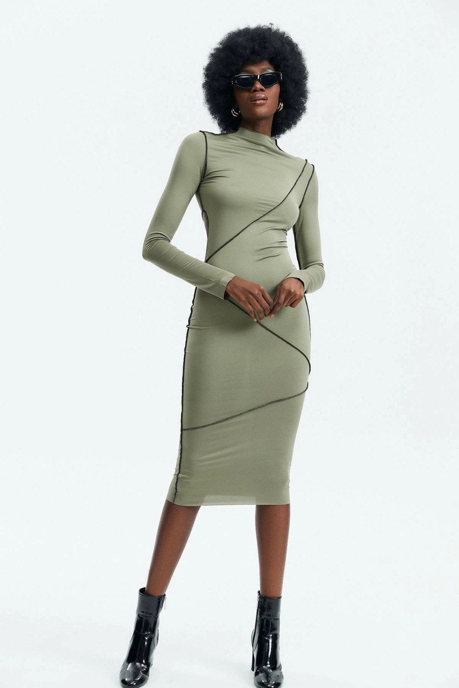 Best * Solado Top-Stitching Solid Cut Out Midi Dress Green